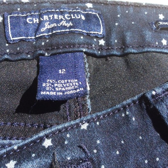 Dark wash EUC Denim flare leg Jeans with allover tiny STARS! Women Size 12 - Picture 2 of 4